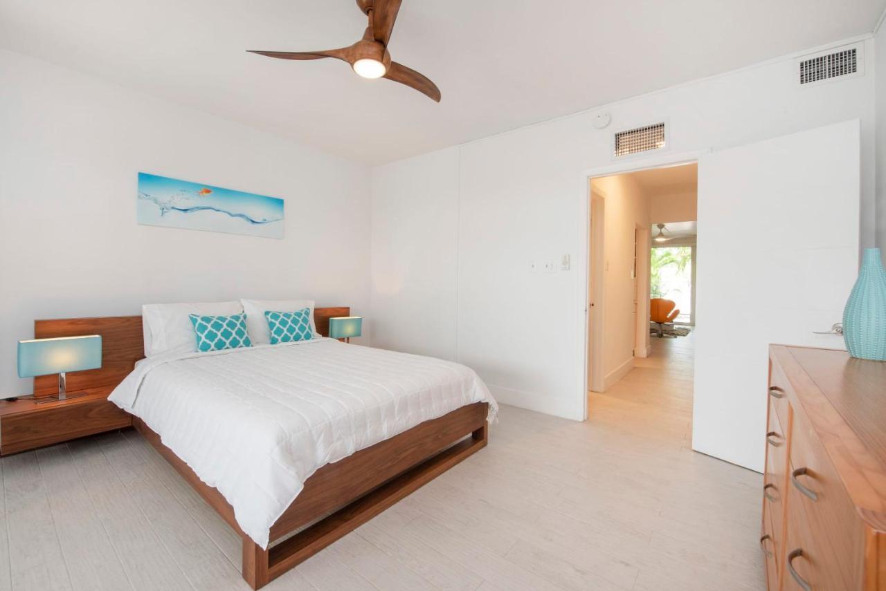Beach Living At Island Pine Villas Blse 조지 타운 외부 사진